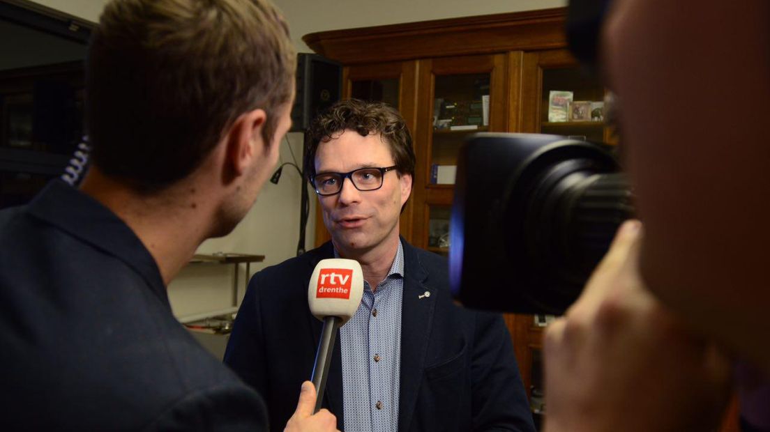 Hoogeveen is verkozen tot Drents Politicus van het Jaar (Rechten: Jeroen Kelderman / RTV Drenthe)