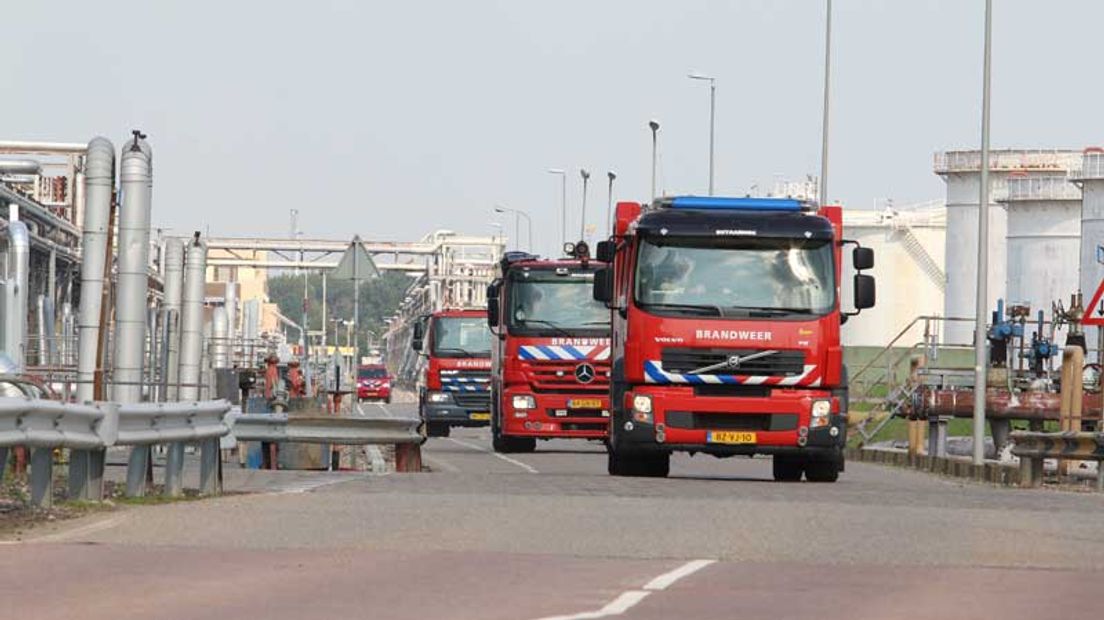 Brandje bij Shell Pernis snel geblust Rijnmond