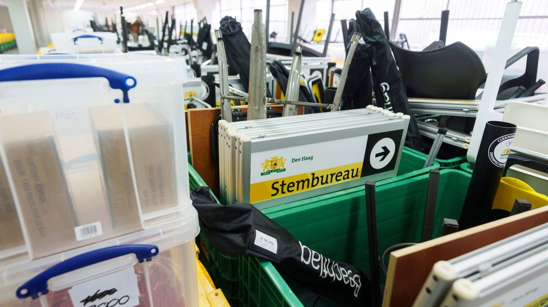 In Den Haag staat alles klaar om naar de stembureaus te worden gebracht