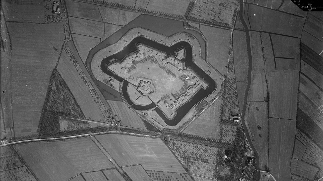 Fort Rijnauwen bij Bunnik, 1920-1940.