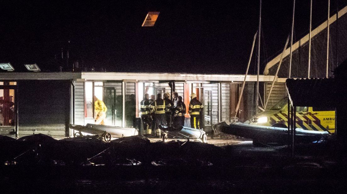 Hulpdiensten op de plaats van het ongeluk