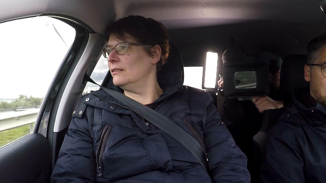 Anne-Mary is bang voor bruggen