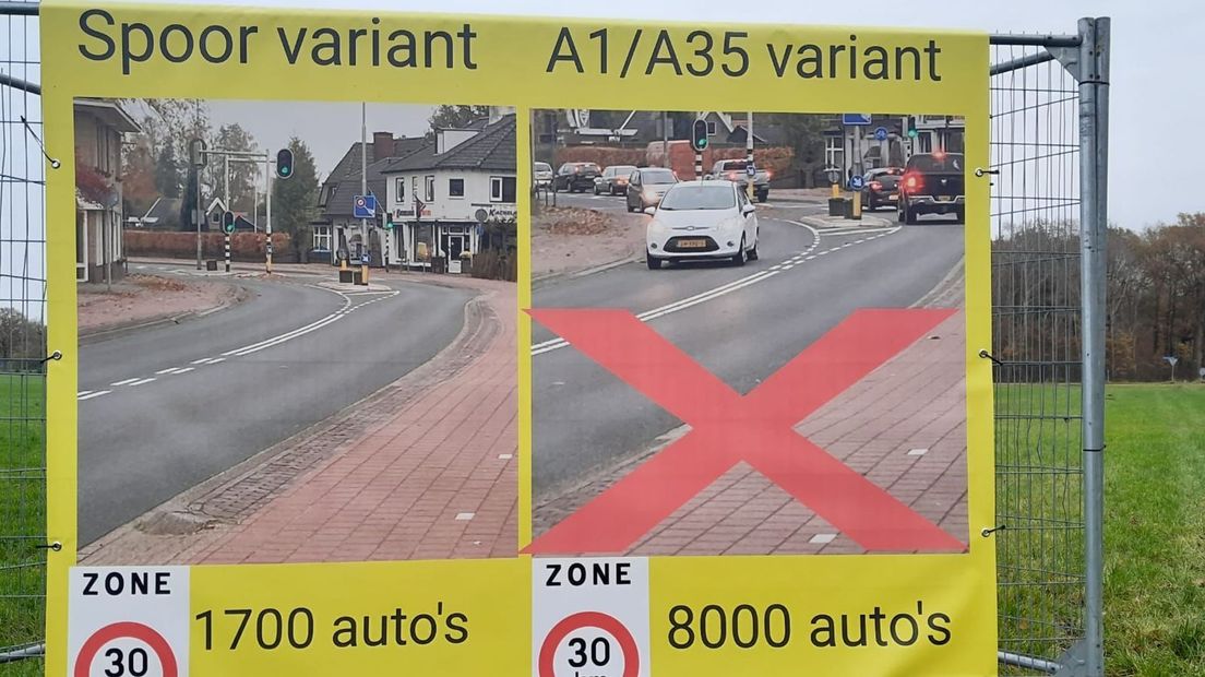 Spandoeken moeten inwoners van Zenderen duidelijk maken dat het plan van de gemeente Borne niet het beste is voor hun dorp.