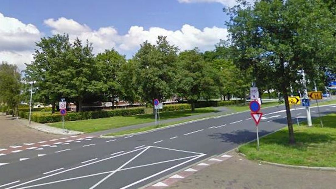 Kruising Berkelstraat/Rijnstraat in Almelo