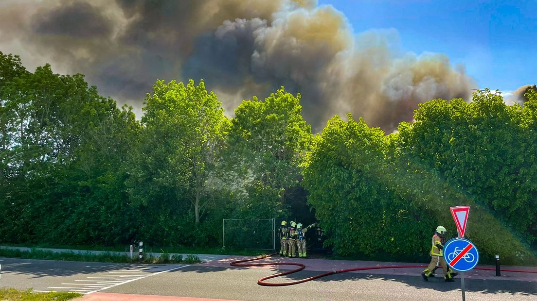 Grote brand in leegstaande boerderij
