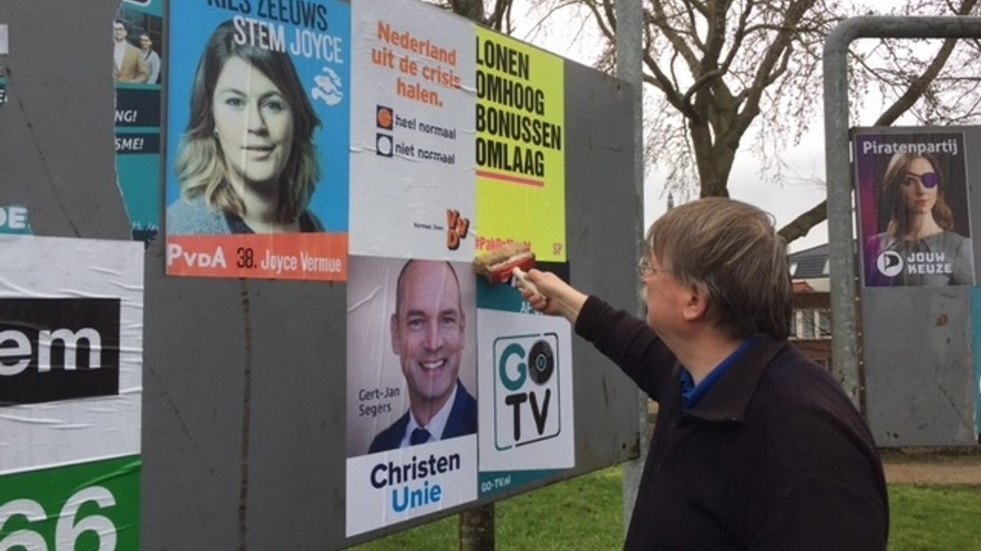 'Vergeet de verkiezingsposter niet' (video)