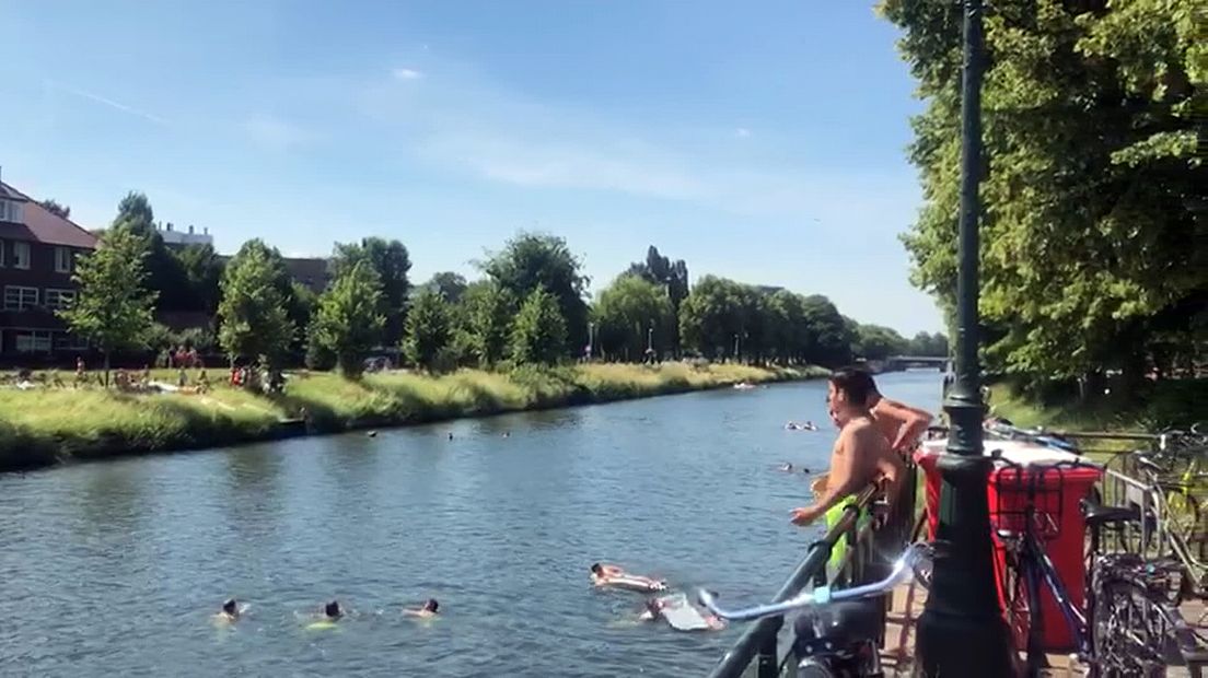 Ook gisteren was het weer druk bij het water.