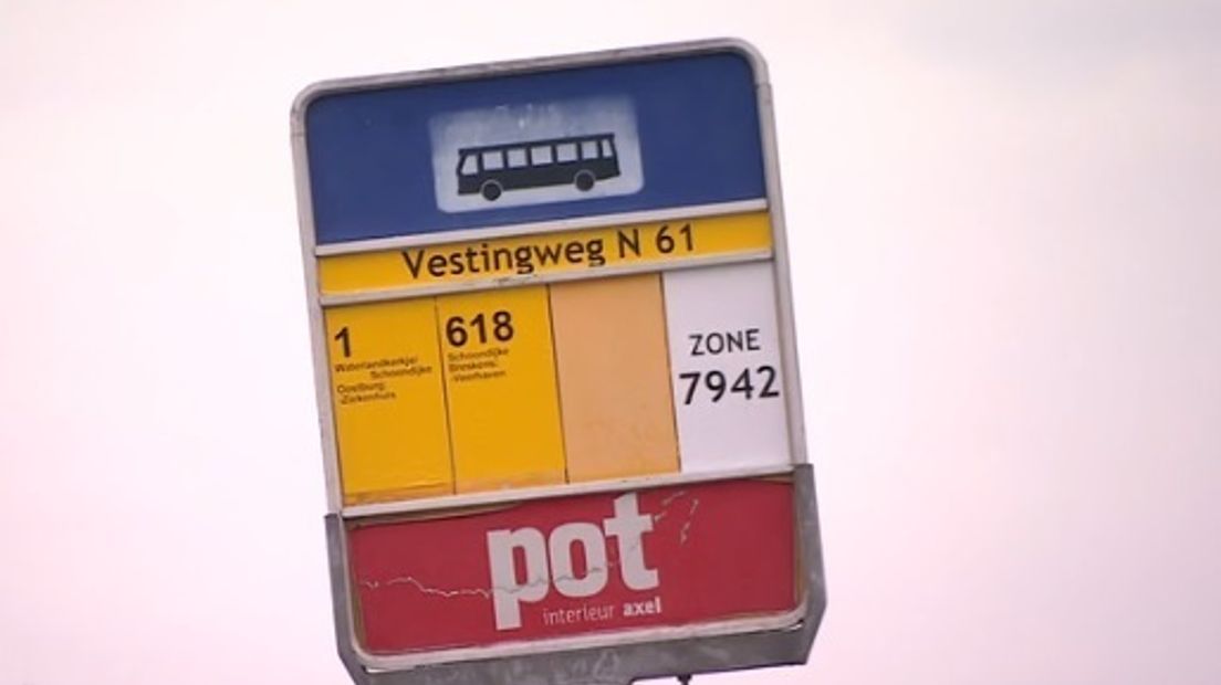 Zeeland loopt ver achter met toegankelijke bushaltes