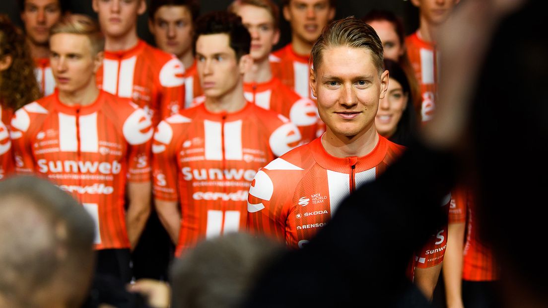 Wilco Kelderman tijdens de presentatie