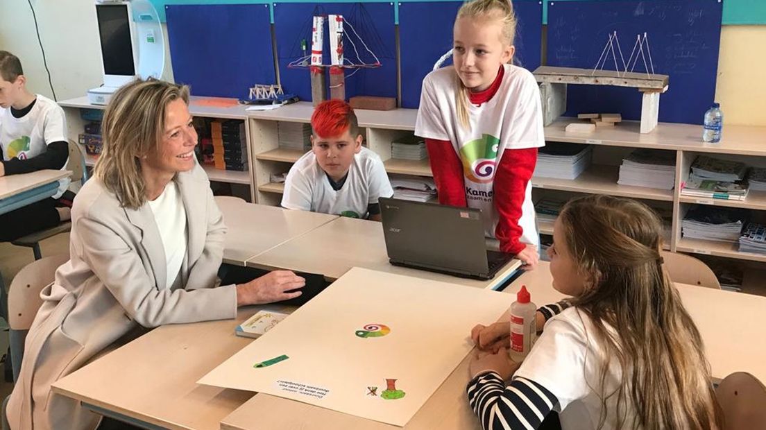 Minister Kajsa Ollongren bezoekt één van de aardgasvrije scholen
