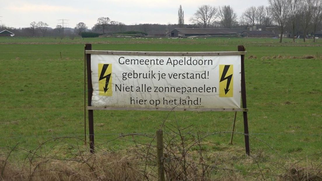 Beemte Broekland protesteert tegen de komst van zonneparken