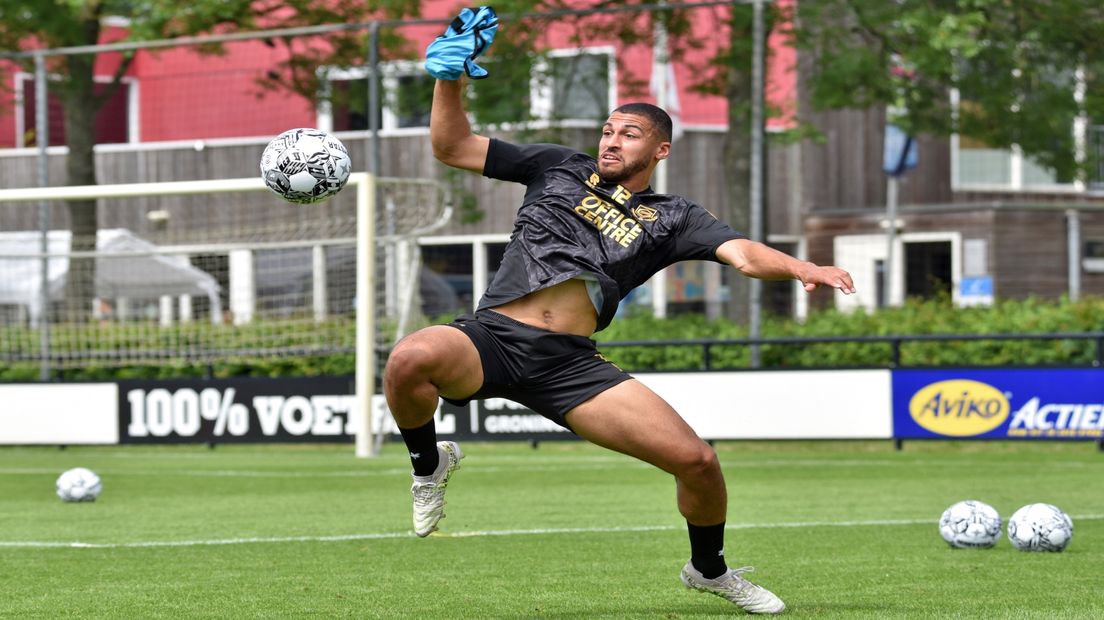 Radinio Balker tijdens de eerste training toen hij nog fit was
