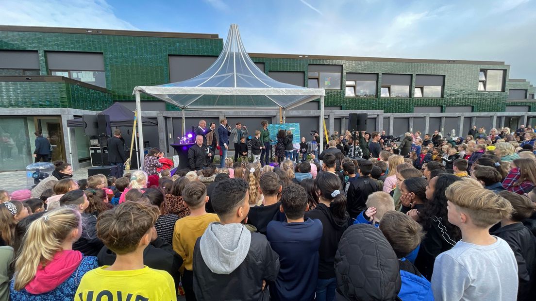 Officiële opening van Kindcentrum De Zuiderkroon in Hoogezand