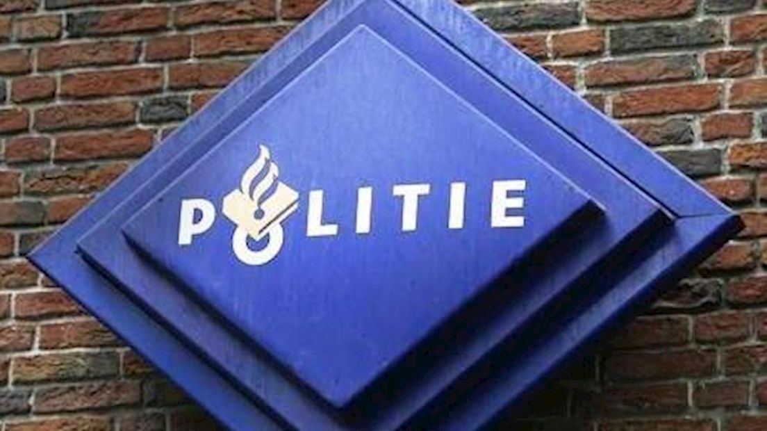 Politie zoekt verdachte van aanranding