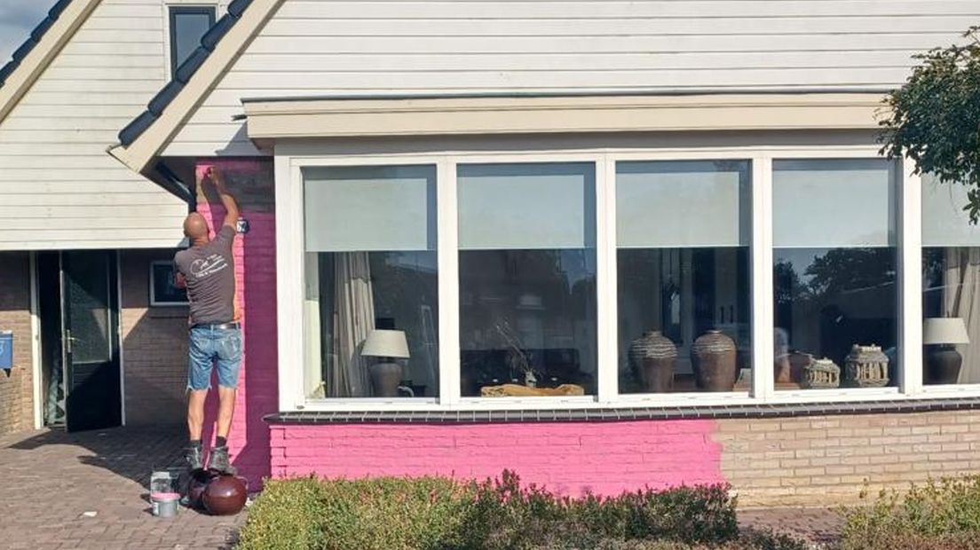 Gedupeerde kanaaldrama verft z'n huis knalroze: "Als je niets doet, gebeurt er niets"