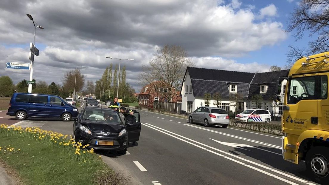 Auto's botsen in Denekamp