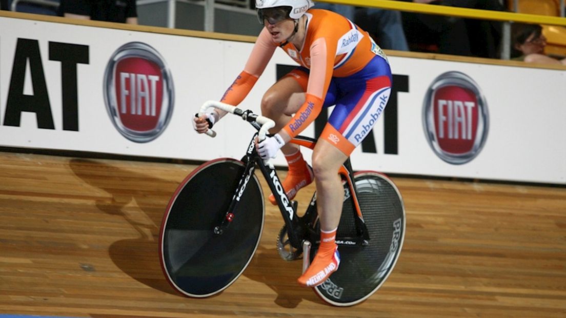 Kirsten Wild op omnium
