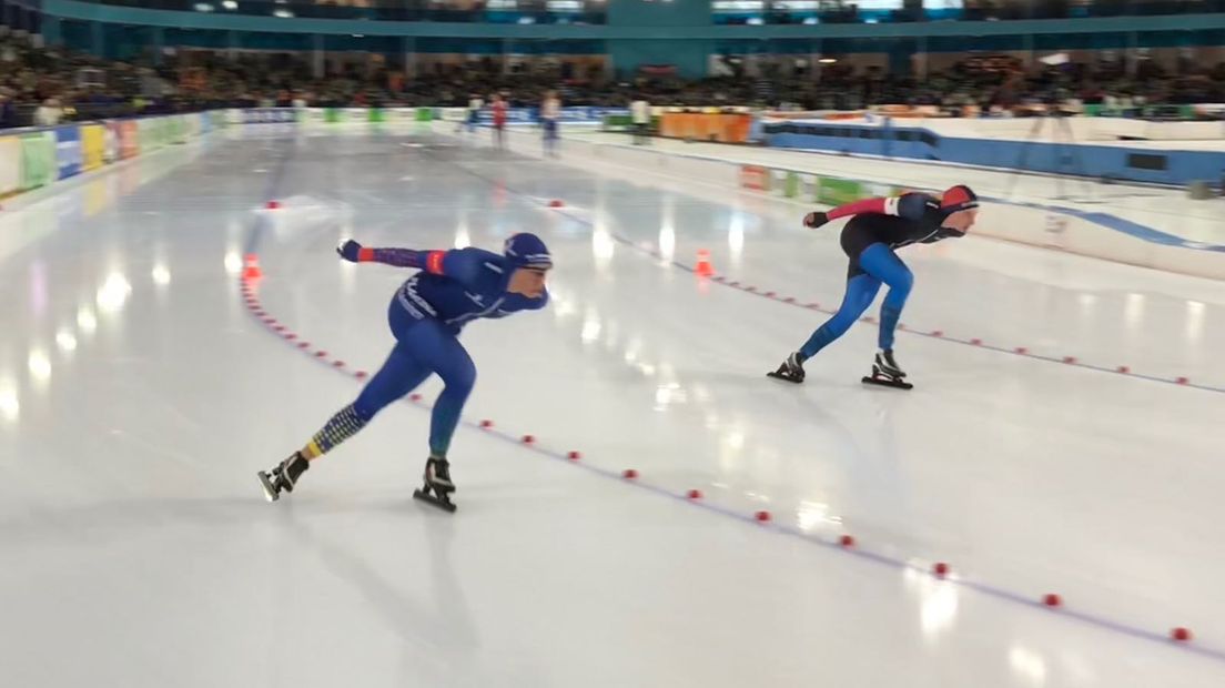 Linda de Vries (buitenbaan) op de 3.000 meter (Rechten: RTV Drenthe/René Posthuma)
