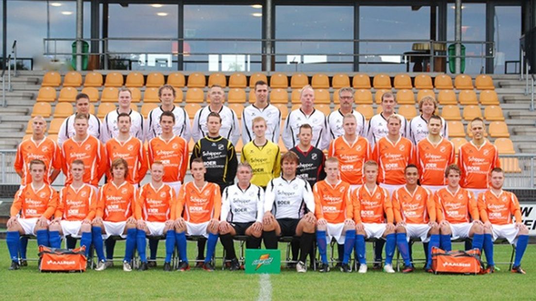 vv Nieuw Buinen scoorde niet in topper tegen vv Hoogeveen