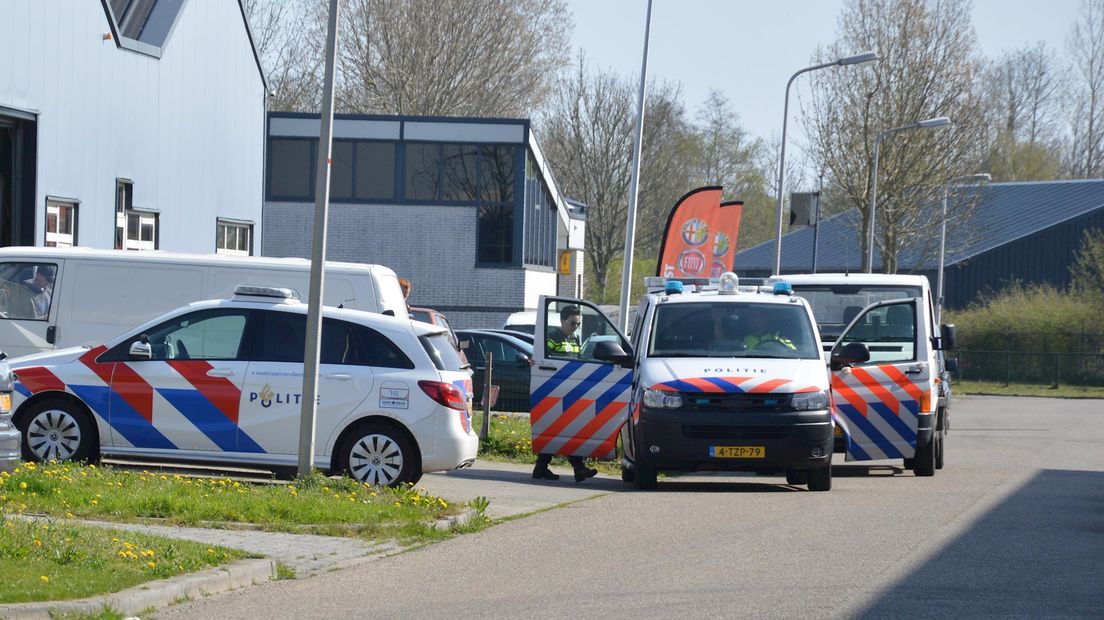 Persoon aangehouden bij politie-inval in Steenwijk