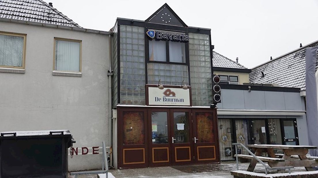 Café De Buurman in Hardenberg mag zondag weer open na vondst harddrugs