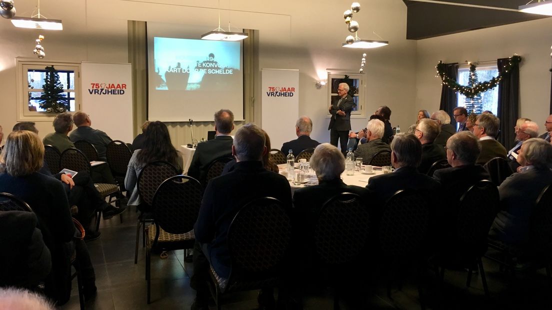 Zo'n honderd genodigden kwamen bijeen om te brainstormen over de plannen voor de aftrap van Bevrijdingsdag 2019 in Terneuzen