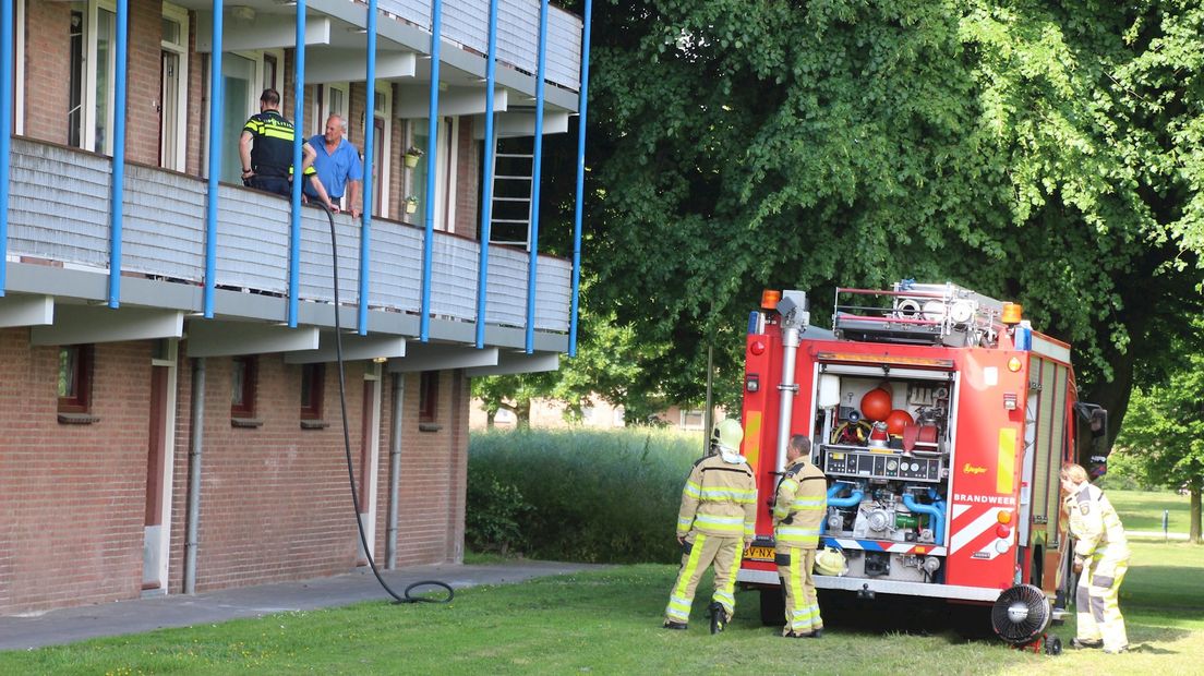 Vrouw gewond bij woningbrand in Zwolle