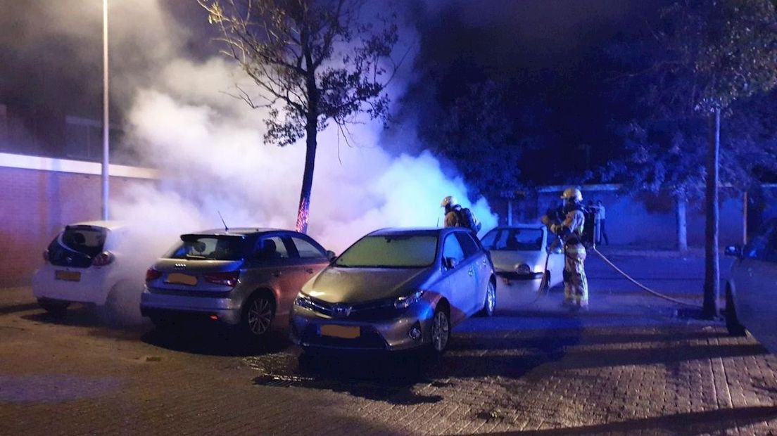 Zes auto's in brand in Hengelo