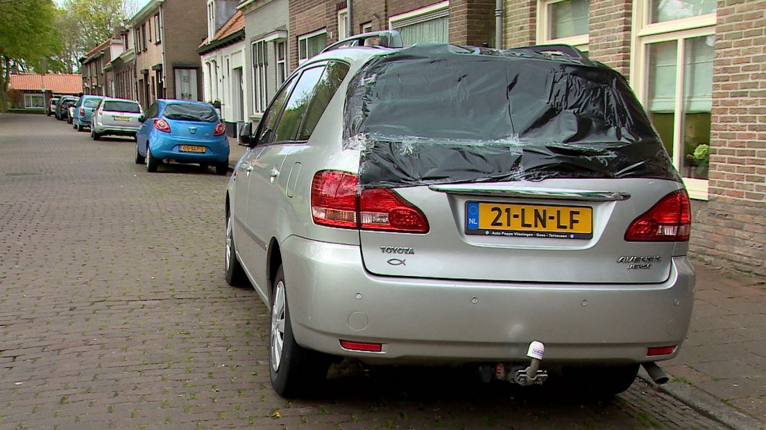 Eerst de spiegels, nu de ruiten (video)