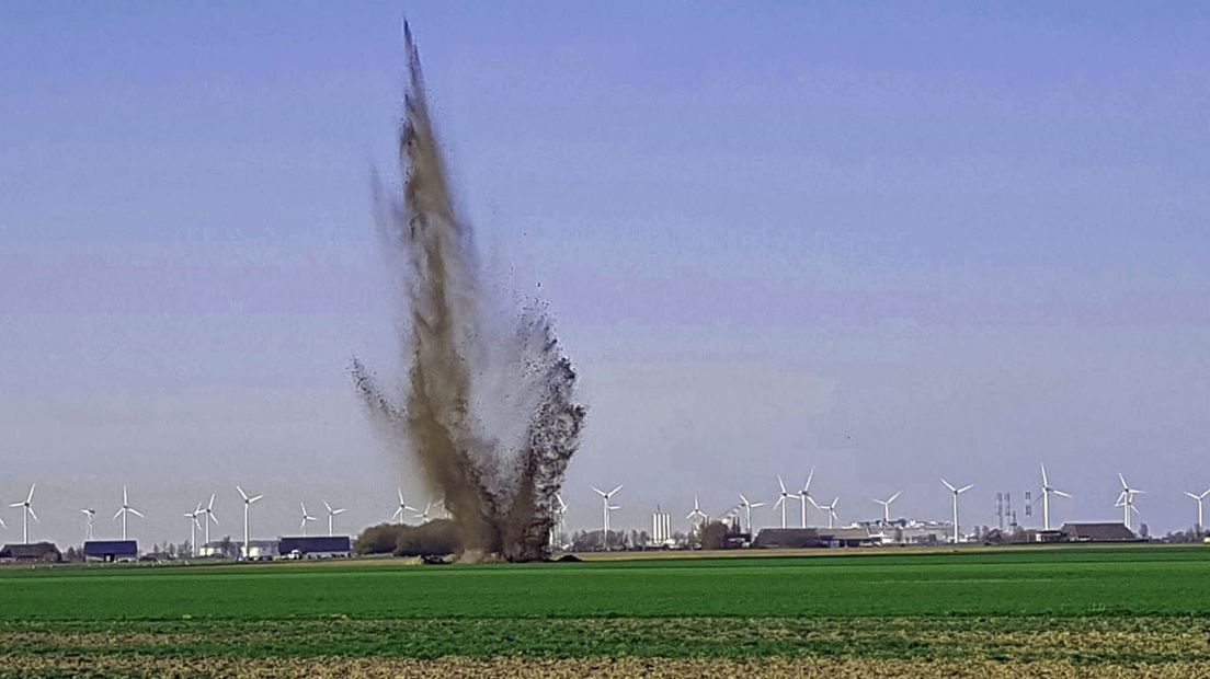 Bij Zijldijk werd vorig jaar een gevonden vliegtuigbom tot ontploffing gebracht