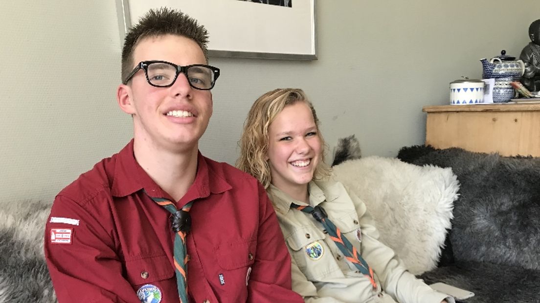 Scouts uit Wilhelminaoord bij de dodenherdenking op de Dam - RTV Drenthe