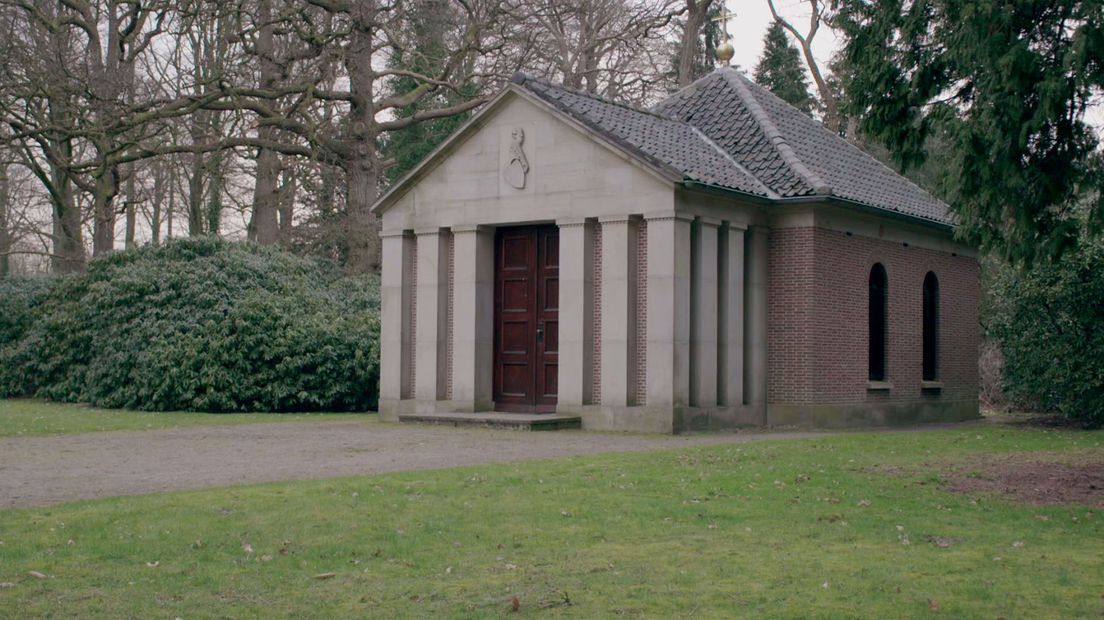 Keizer Wilhelm II is bijgezet in het mausoleum bij Huis Doorn.