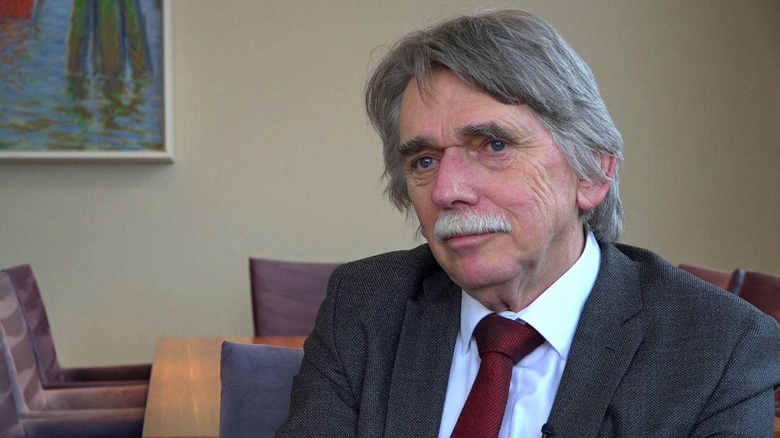 Burgemeester Beukema neemt afscheid: ‘Hij zorgde voor een dak boven ons hoofd’ - RTV Noord