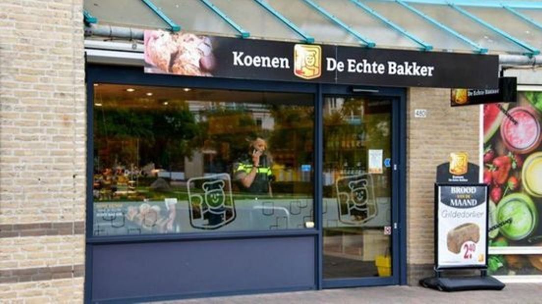 De overvallen bakkerij in Duiven.