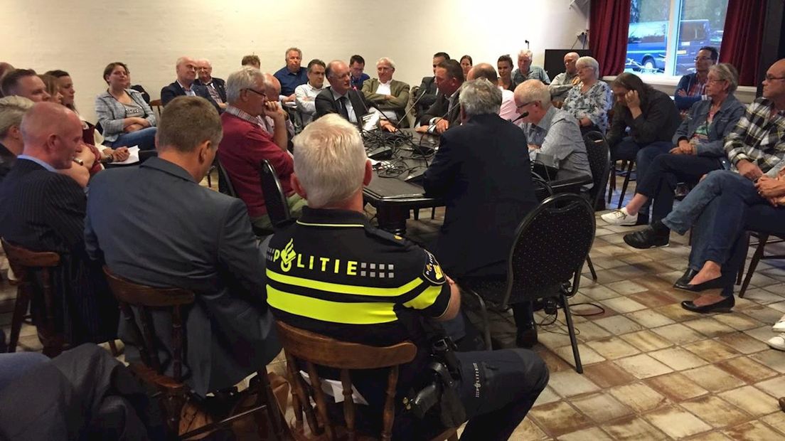Vergadering over drugsoverlast in Glanerbrug