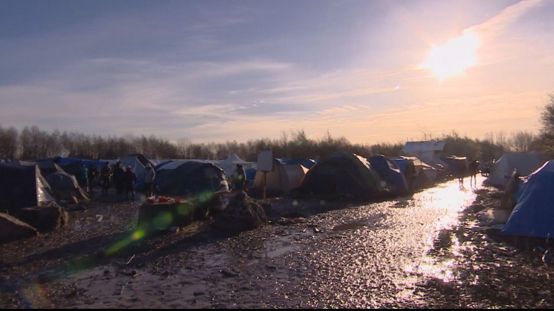 'De troosteloosheid van een vluchtelingenkamp went nooit' (video)
