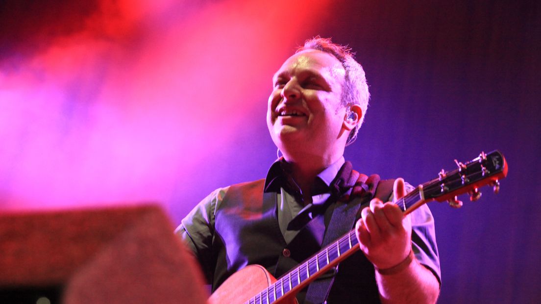 Gitarist Dennis Huige