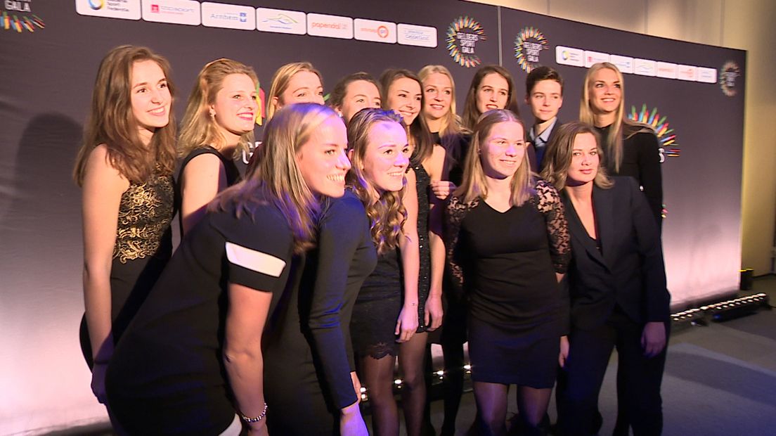 Even geen trainingsbroeken en sportschoenen; tijdens het Gelders Sportgala 2016 op Papendal waren de dames en heren sporters stijlvol gekleed.
