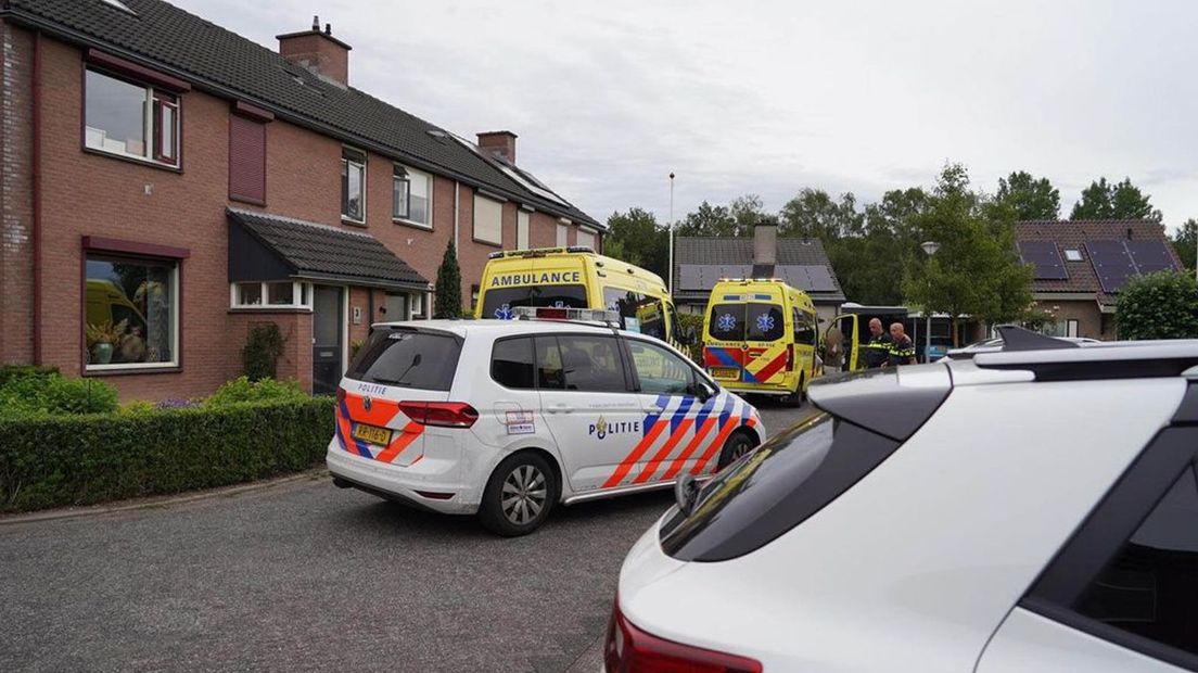 Het kind is met onbekend letsel overgebracht naar het ziekenhuis.