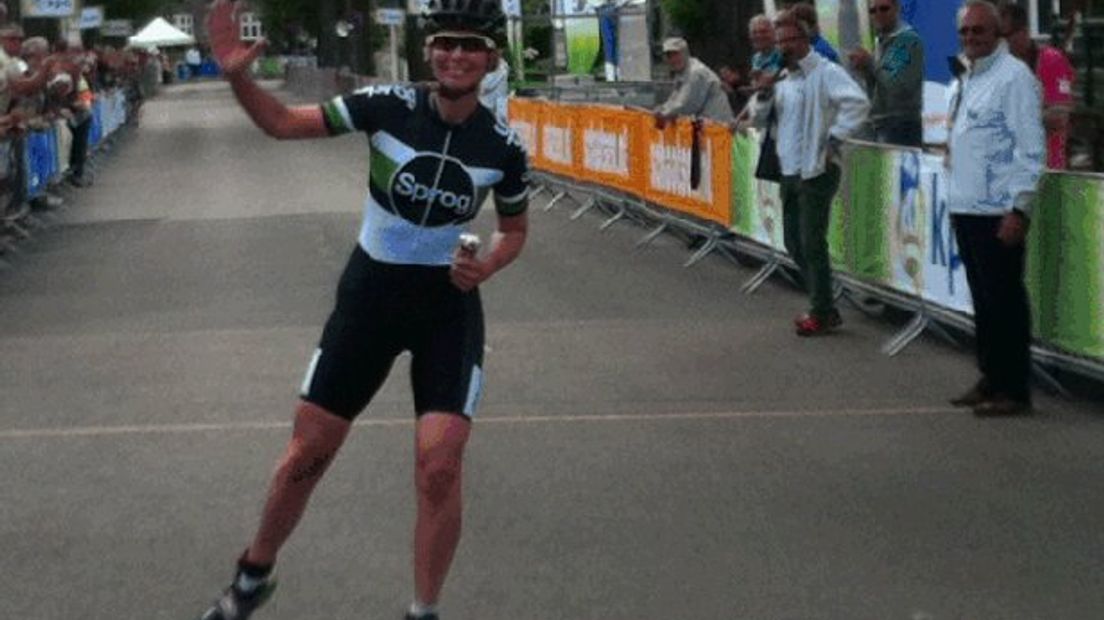Elma de Vries wint Nederlandse titel puntenkoers