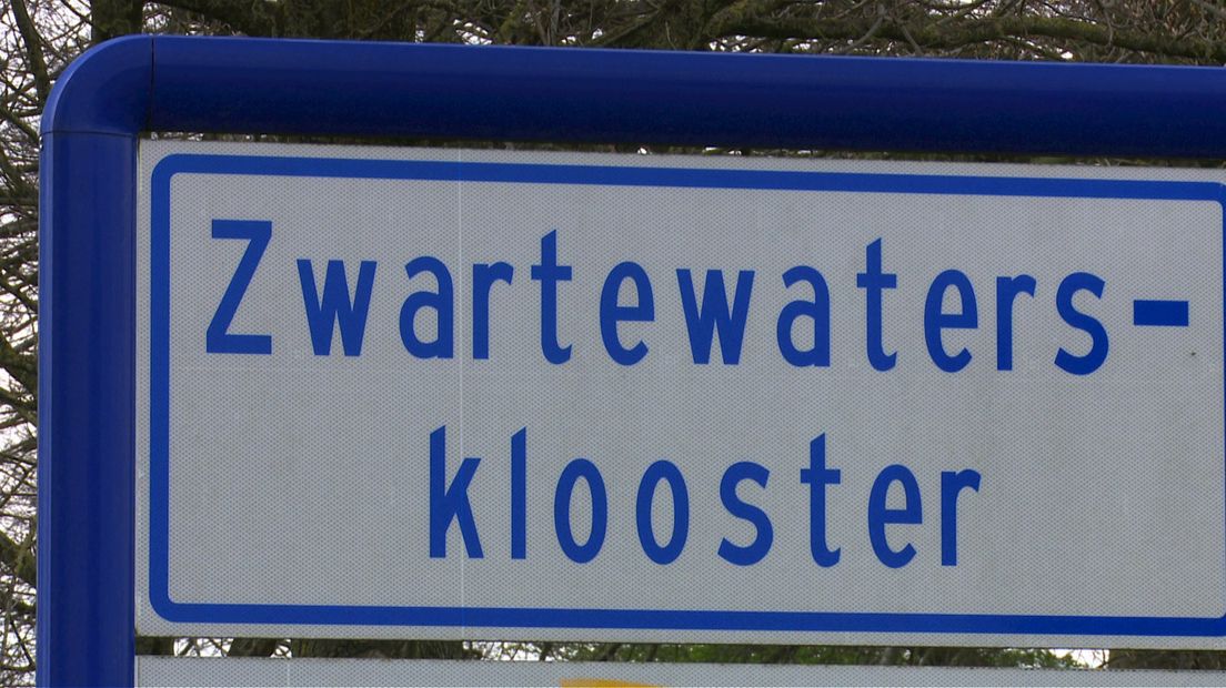We trappen af in Zwartewatersklooster