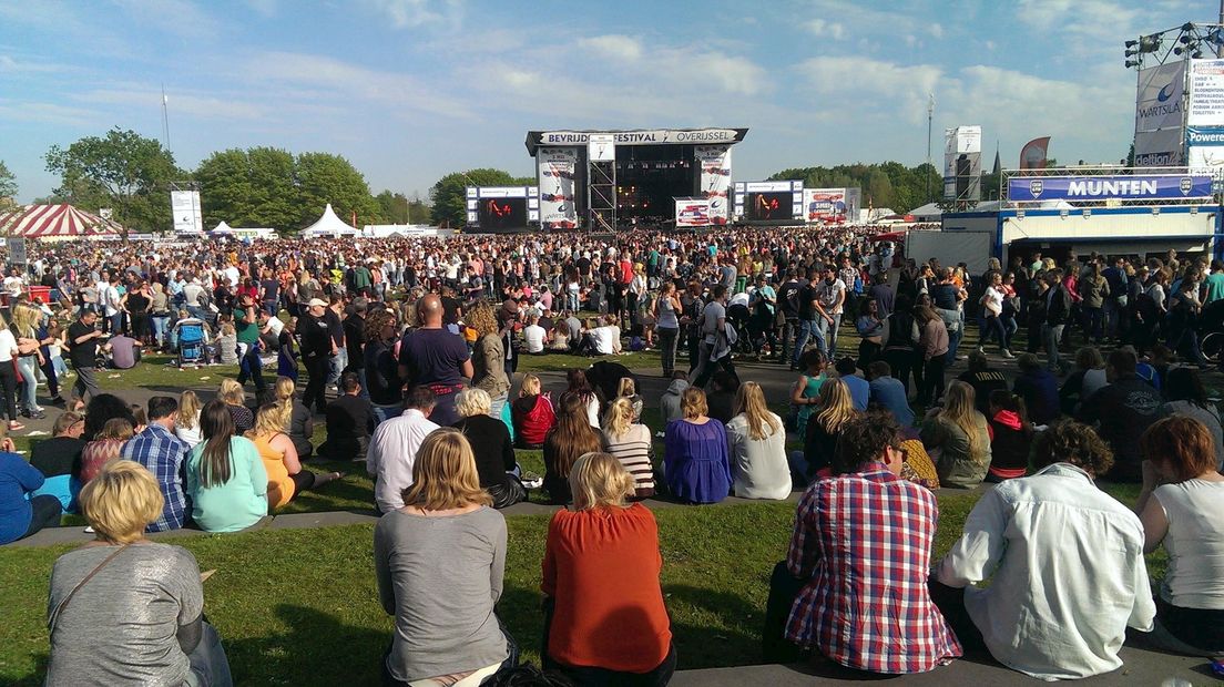 Bevrijdingsfestival Overijssel in Zwolle rond zeven uur