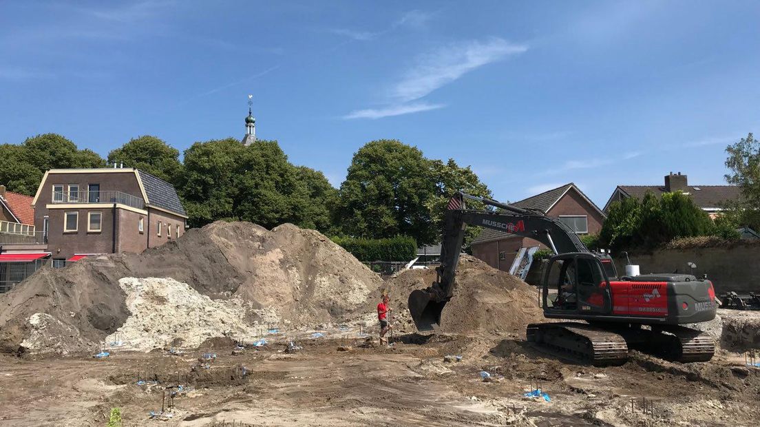 De bouw van een appartementencomplex in Ruinen is gestart (Rechten: RTV Drenthe)