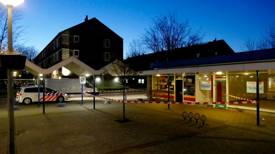 Omstanders zagen rond 01.40 uur een verdachte situatie en alarmeerden de politie.
