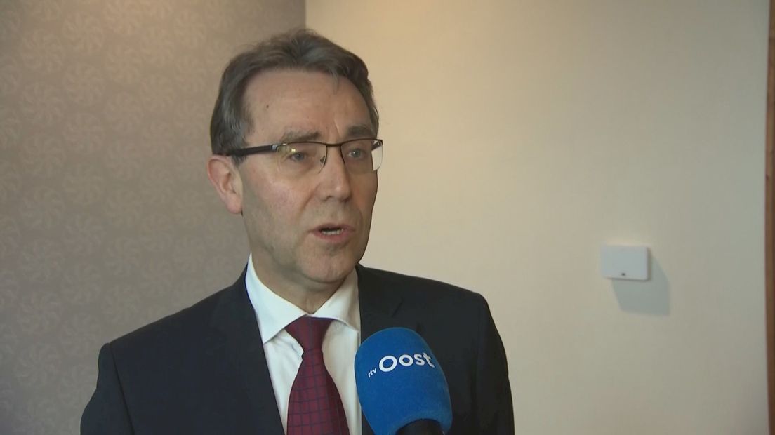 Burgemeester Borne over coranabesmetting: 'Situatie onder controle'