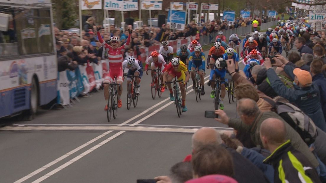 Andreas Stokbro uit Denemarken won in 2016 de afsluitende etappe in de ZLM tour
