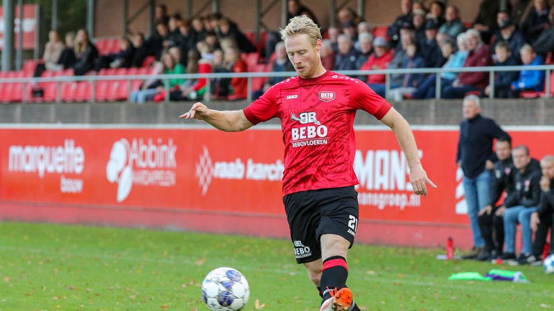 Tim Pothast was belangrijk voor DETO met twee goals