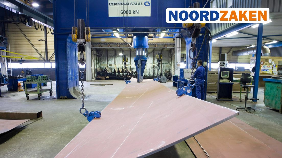 Het buigen van scheepsdelen bij Centraalstaal