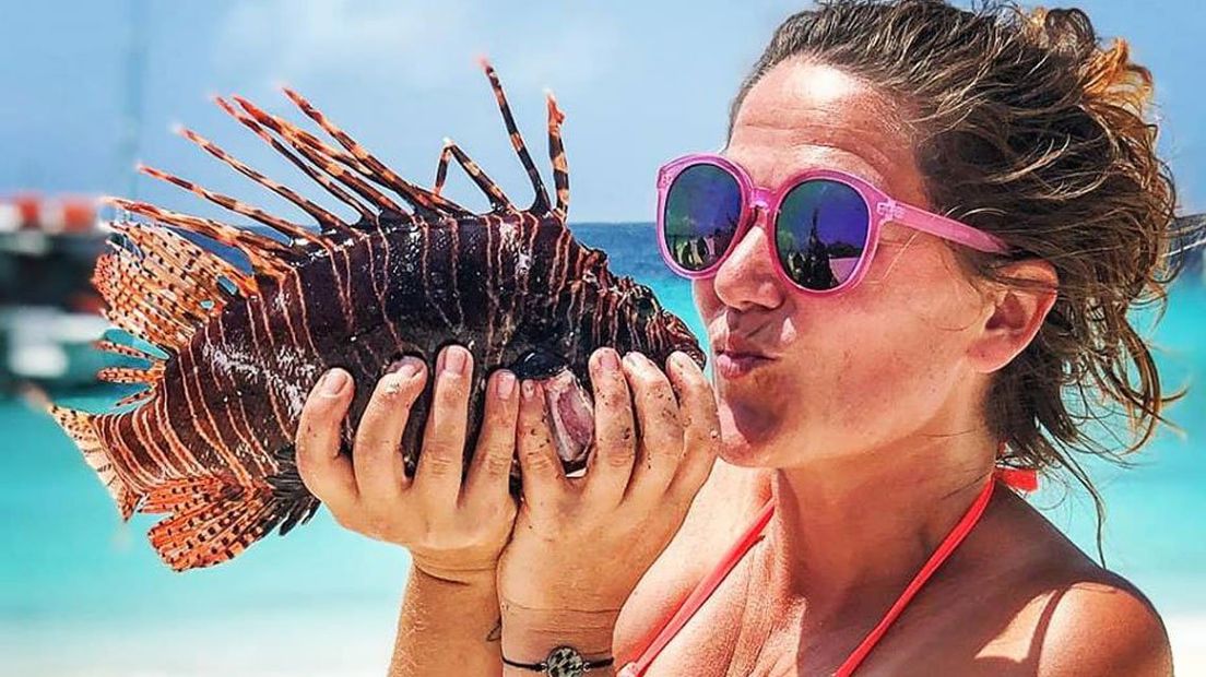 Lisette Keus is koraalduiveljager op Curaçao