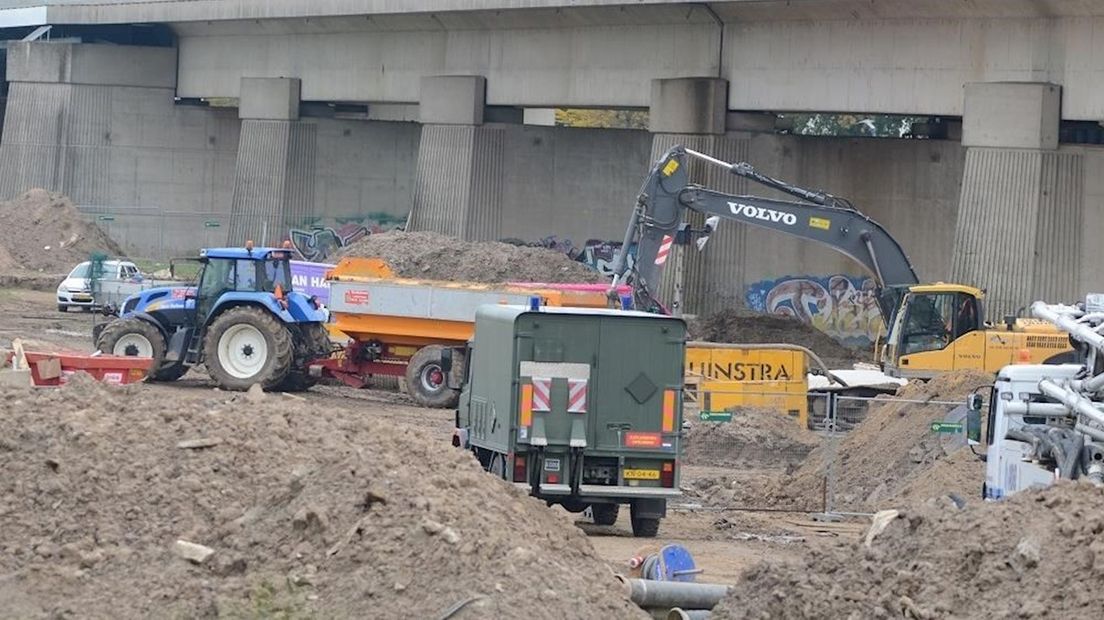 Bom gevonden bij spoorbrug in Deventer